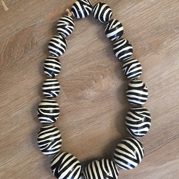 Zebra necklace - Picture 1 of 1